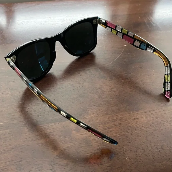 Ray Ban Sunglasses - Picture 2 of 3